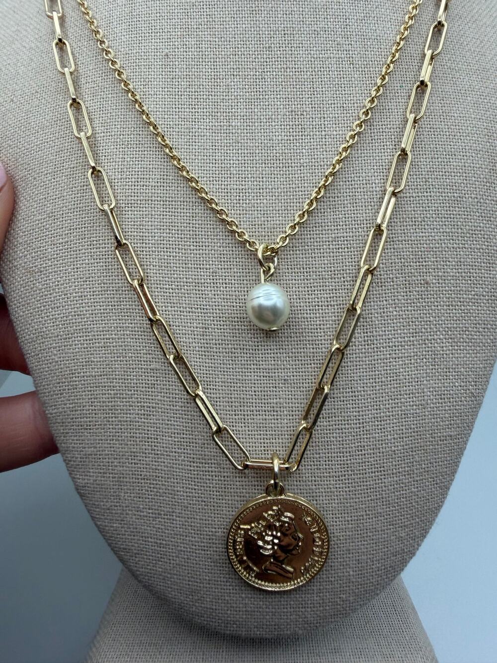 classic J.Crew Factory Layered Pearl Pendant Necklace